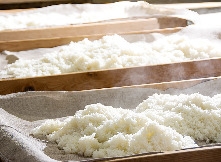 酒造好適米、山田錦を100％使用。